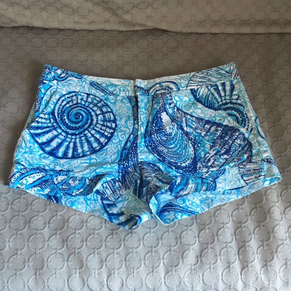 Lilly Pulitzer Retired Print Seashell Blue Shorts